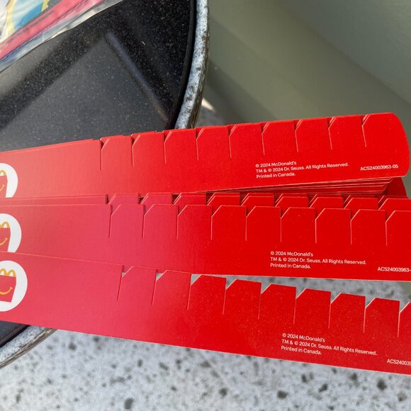 Dr Seuss Cat in the Hat Party Lot Hat Bags Mcdonalds Max Dog Headbands - Picture 2 of 6